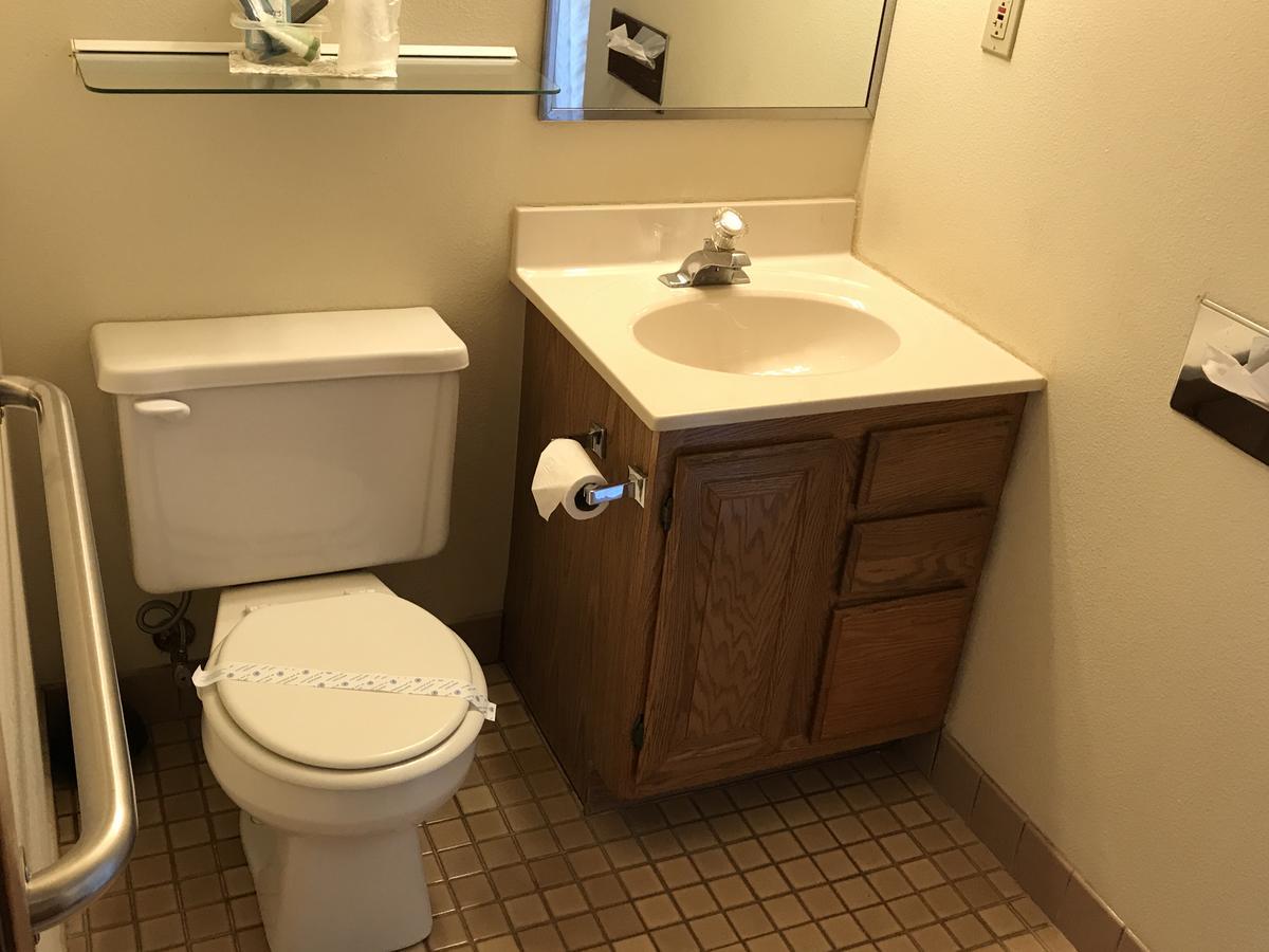 Exxon Quik Stop & Motel Wausaukee Ngoại thất bức ảnh
