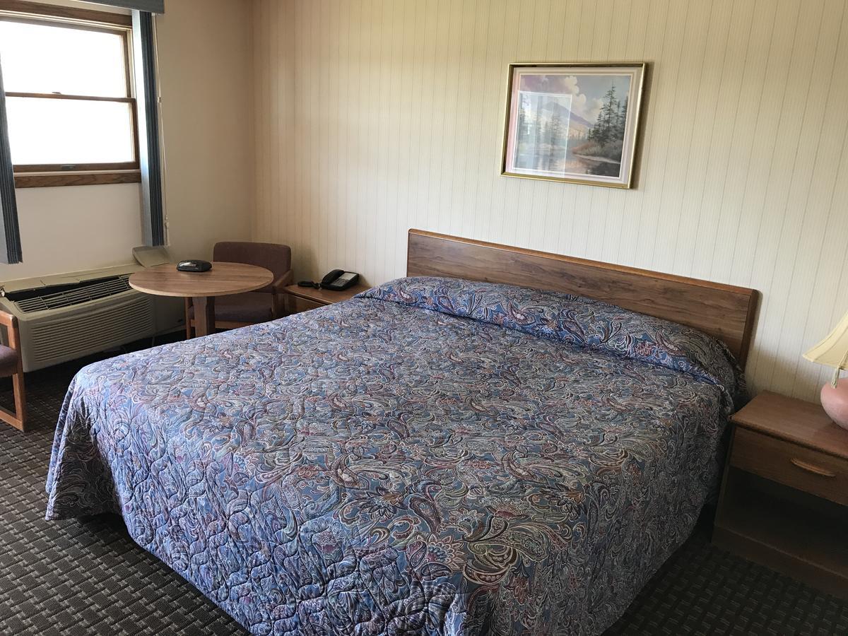 Exxon Quik Stop & Motel Wausaukee Ngoại thất bức ảnh