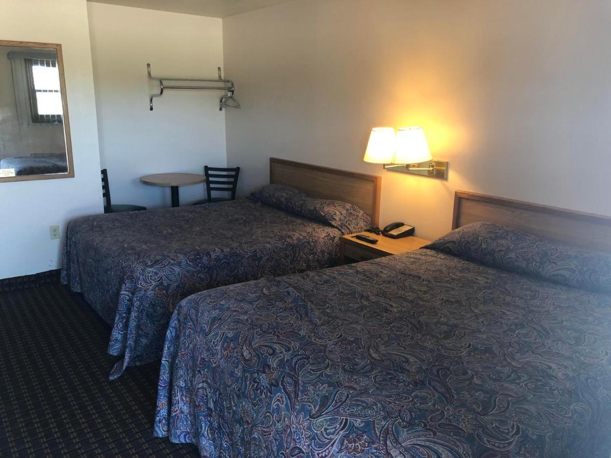 Exxon Quik Stop & Motel Wausaukee Ngoại thất bức ảnh